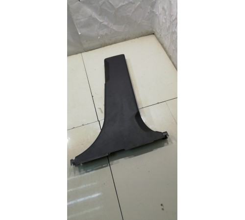 Обшивка стойки(правая)