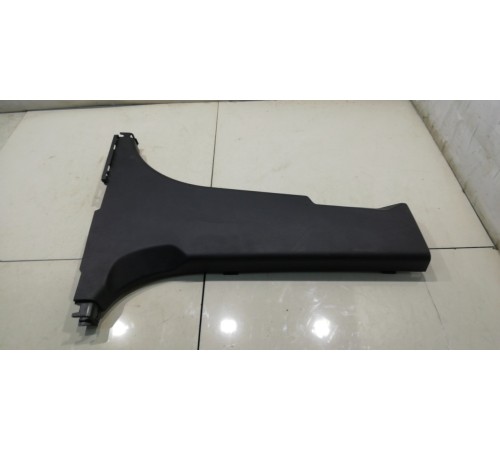 Обшивка стойки(правая)