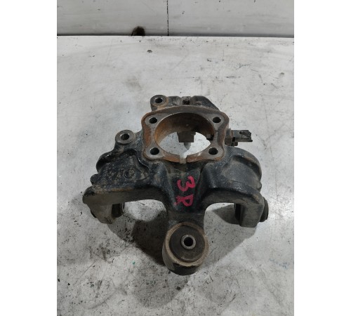 Кулак поворотный задний правый с датчиком ABS