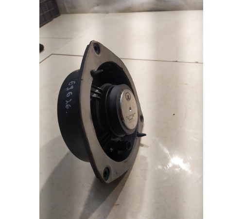 Динамик двери (передний, правый)