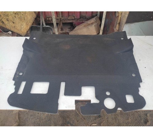 Пол багажника