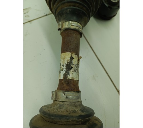 Привод (полуось) передний правый