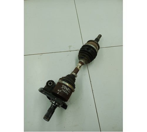 Привод (полуось) передний правый