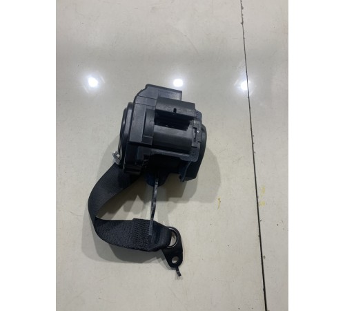 Ремень безопасности (задний левый)