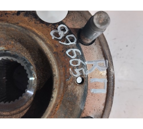 Ступица передняя,