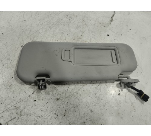 Козырёк солнцезащитный левый