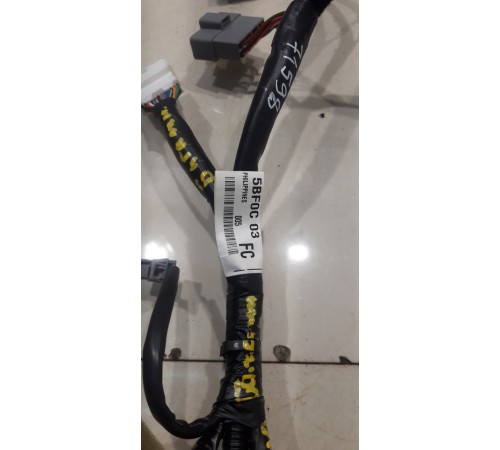 Электропроводка багажника (нижняя)