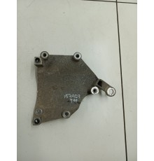 Кронштейн двигателя