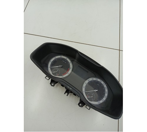 Панель приборов щиток