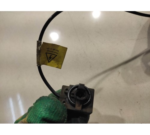 Электронный блок (передний, левый)