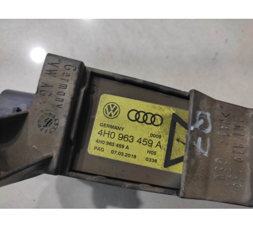 Электронный блок (передний, левый)