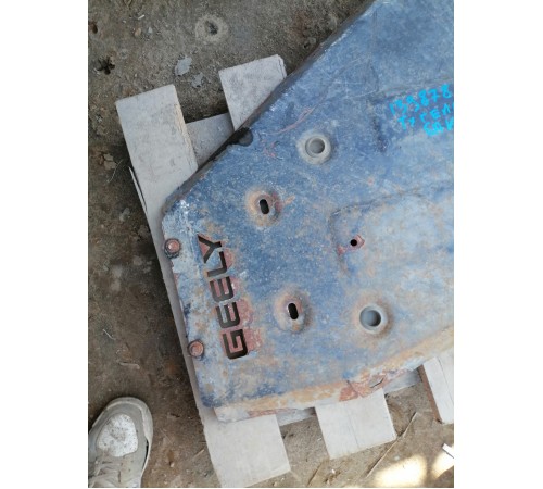 Защита днища правая