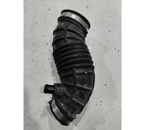 Патрубок воздушного фильтра