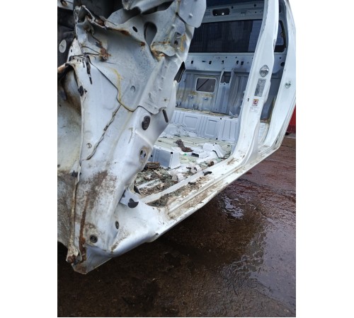 Порог со стойкой левый