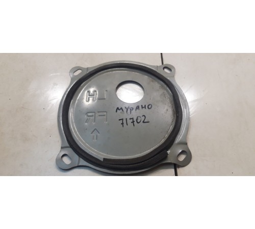 Крышка топливного насоса (левая)