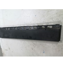 Молдинг двери задний правый