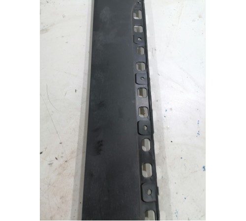 Молдинг двери задний правый