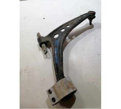 Рычаг передний левый