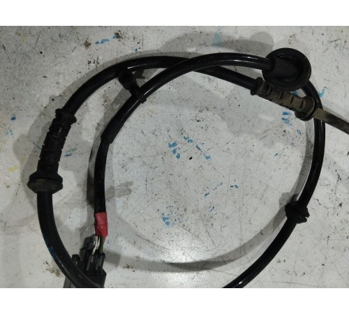 Датчик ABS  задний правый