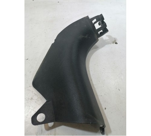 Накладка стойки передняя левая