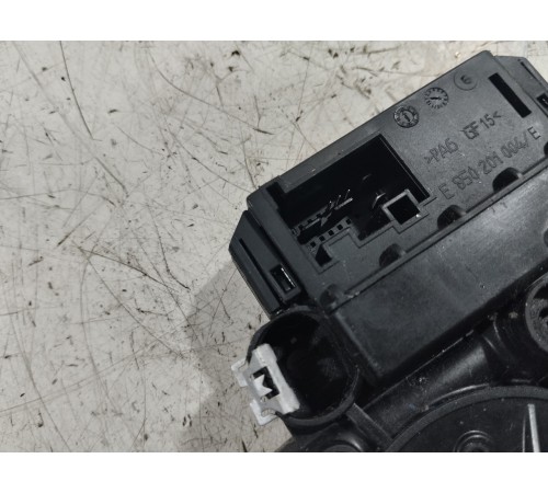 Моторчик стеклоподъёмника правый