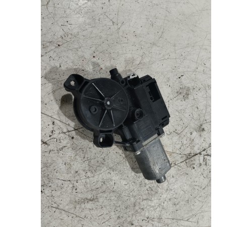 Моторчик стеклоподъёмника правый