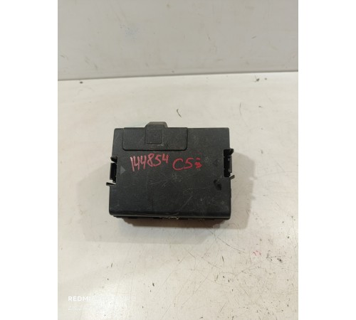 Блок предохранителей подкапотный