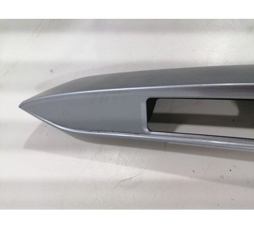 Накладка двери багажника задняя