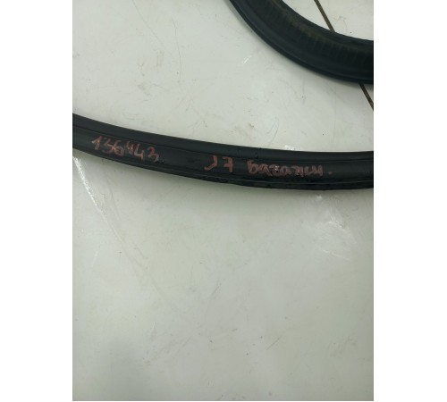 Резинка багажника уплотнительная