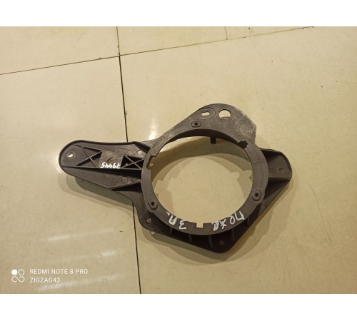 Крепление динамика(заднее правое)