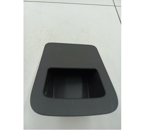 Крышка блока предохранителей