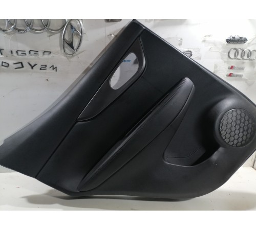 Обшивка двери задняя левая