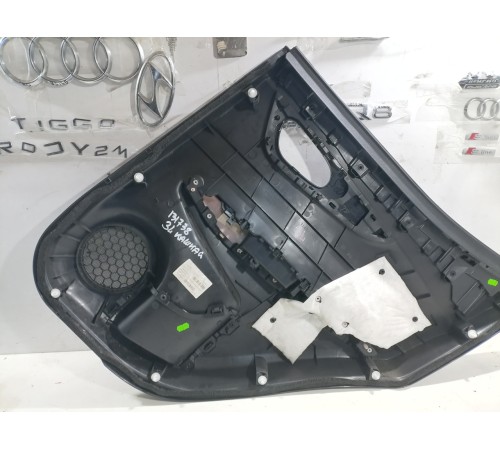 Обшивка двери задняя левая