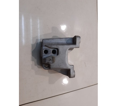 Кронштейн опоры АКПП