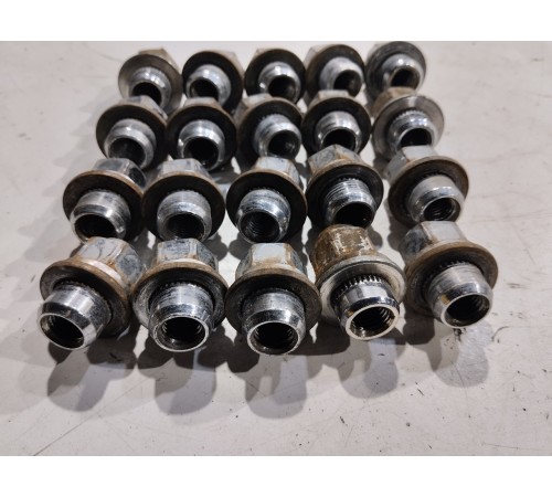 Комплект колесных гаек(20шт.)