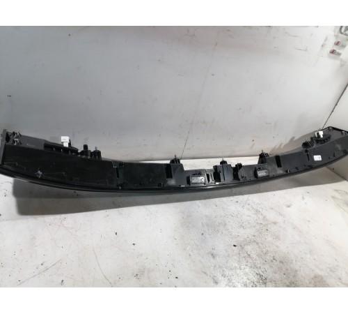 Фонарь комбинированный двери крышки багажника