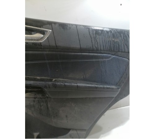 Обшивка двери задняя правая