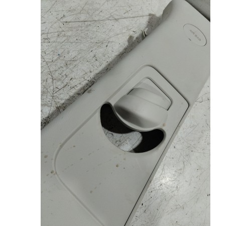 Обшивка центральной стойки левая верхняя