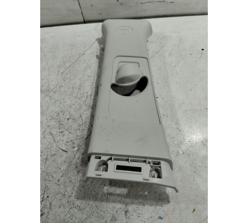 Обшивка центральной стойки левая верхняя