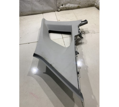 Обшивка стойки(задняя левая)