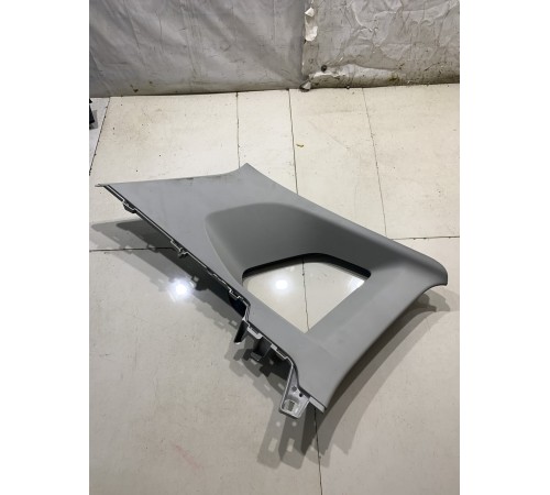 Обшивка стойки(задняя левая)