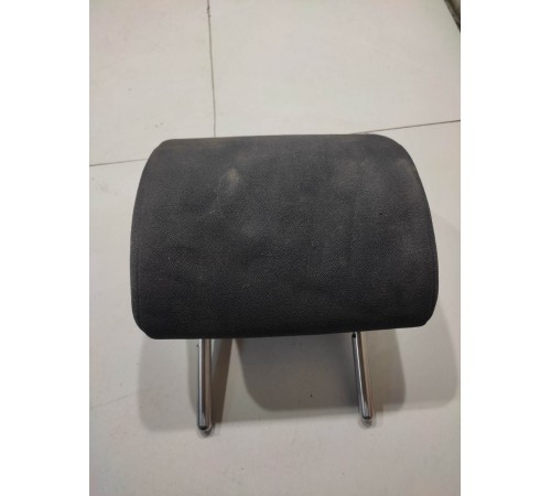 Подголовник (задний)