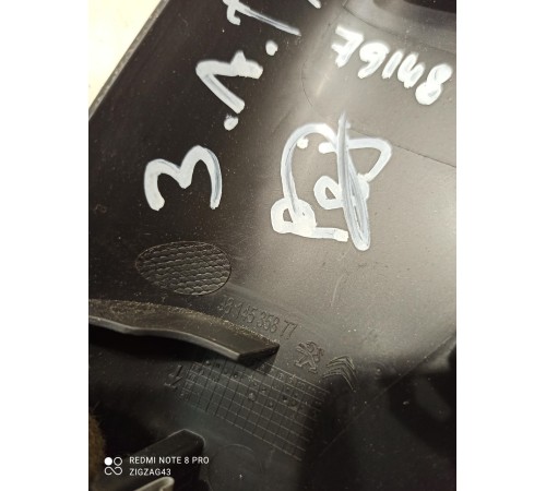 Уголок двери (задний, левый)