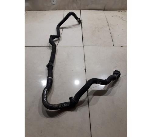 Патрубок системы охлаждения