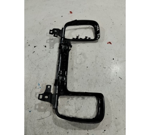 Накладка торпедо центральная декоративная