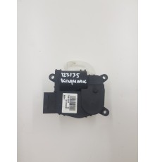 Моторчик привода заслонок отопителя