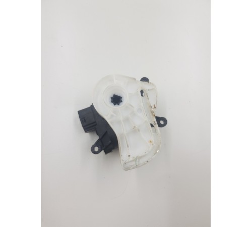 Моторчик привода заслонок отопителя