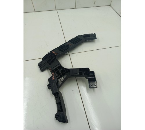 Кронштейн (крепление) заднего бампера левый