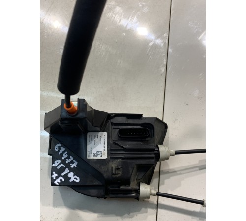 Замок двери (передний, левый)