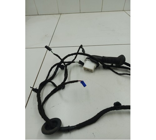 Электропроводка двери задняя левая